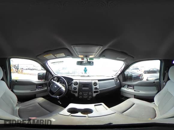 2013 Ford F-150 Lariat z VIN 1FTFW1EF9DFD64304, wystawiony jako IAAI lot #43287528 z przebiegiem 143 714 mil mil oraz . Historia ofert i sprzedaży dostępna na DreamBid. Obrazek 18.