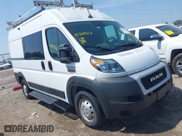 2022 Ram ProMaster Cargo z VIN 3C6LRVBG7NE109619, wystawiony jako IAAI lot #42807528 z przebiegiem 66 339 mil mil oraz . Historia ofert i sprzedaży dostępna na DreamBid. Obrazek 1.