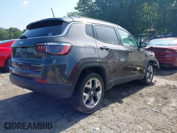 2021 Jeep Compass Limited z VIN 3C4NJCCB1MT522534, wystawiony jako IAAI lot #42689845 z przebiegiem 101 371 mil mil oraz . Historia ofert i sprzedaży dostępna na DreamBid. Obrazek 4.