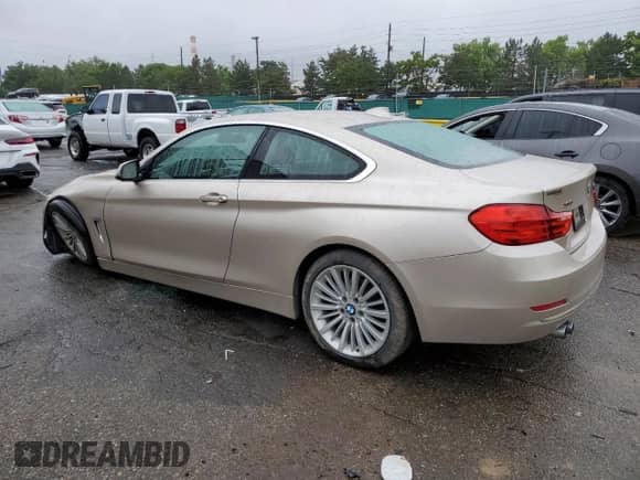 2014 BMW 4 Series 428i xDrive с VIN WBA3N5C56EF716468, выставлен на аукционе Copart как лот 59549305 с пробегом 106 885 миль миль и Списание • Salvage title. История ставок и продаж доступна на DreamBid. Изображение 2.