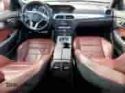 2013 Mercedes-Benz C 350 z VIN WDDGJ8JB2DF972458, wystawiony jako Copart lot #82224984 z przebiegiem 135 554 mil mil oraz Szkoda całkowita • Salvage title. Historia ofert i sprzedaży dostępna na DreamBid. Obrazek 8.