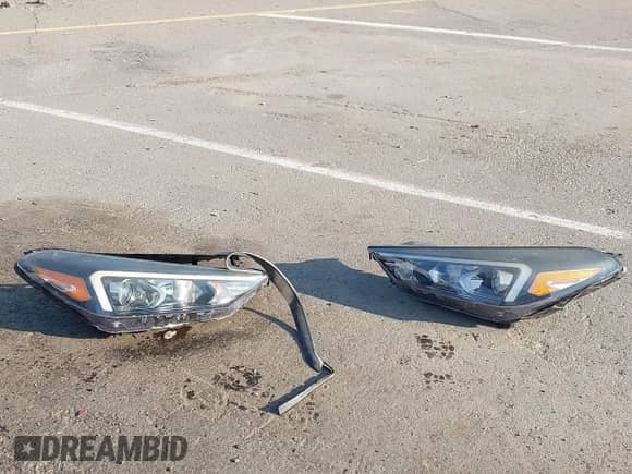 2019 Hyundai Tucson SE z VIN KM8J23A49KU859337, wystawiony jako IAAI lot #43526370 z przebiegiem 54 968 mil mil oraz . Historia ofert i sprzedaży dostępna na DreamBid. Obrazek 12.