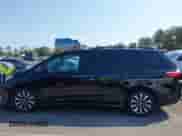 2019 Toyota Sienna Limited Premium with VIN 5TDDZ3DC3KS220715, listed as a IAAI auction lot 43206432 with 137,411 mi miles and . Bid and sale history available at DreamBid. Image 14.