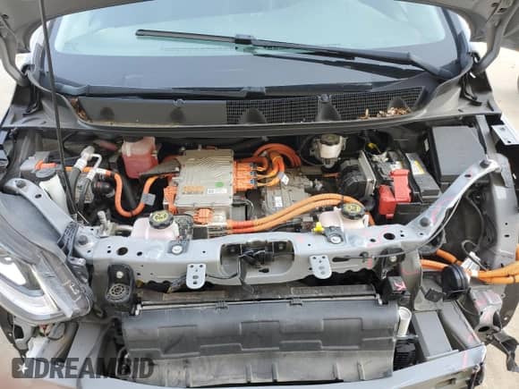 2020 Chevrolet Bolt EV Premier с VIN 1G1FZ6S05L4136257, выставлен на аукционе Copart как лот 55837195 с пробегом 66 248 миль миль и Списание • Salvage title. История ставок и продаж доступна на DreamBid. Изображение 11.