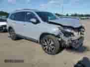 2022 Honda Pilot Touring 7-Passenger z VIN 5FNYF6H63NB077922, wystawiony jako Copart lot #69424205 z przebiegiem 32 813 mil mil oraz Szkoda całkowita • Salvage title. Historia ofert i sprzedaży dostępna na DreamBid. Obrazek 4.