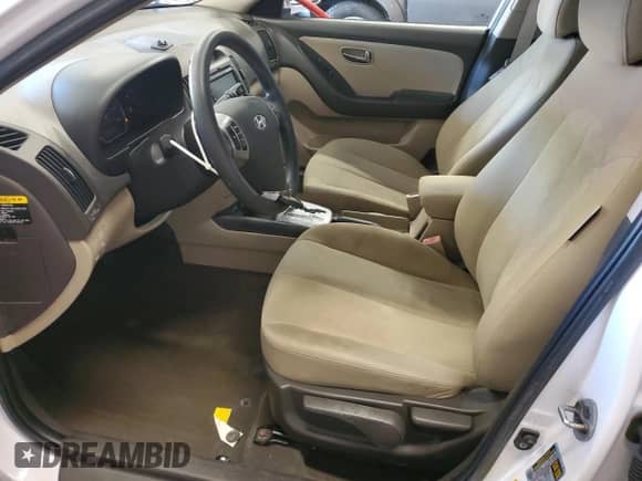 2010 Hyundai Elantra GLS с VIN KMHDU4AD4AU980594, выставлен на аукционе Copart как лот 71519535 с пробегом 97 792 миль миль и Списание • Salvage title. История ставок и продаж доступна на DreamBid. Изображение 7.