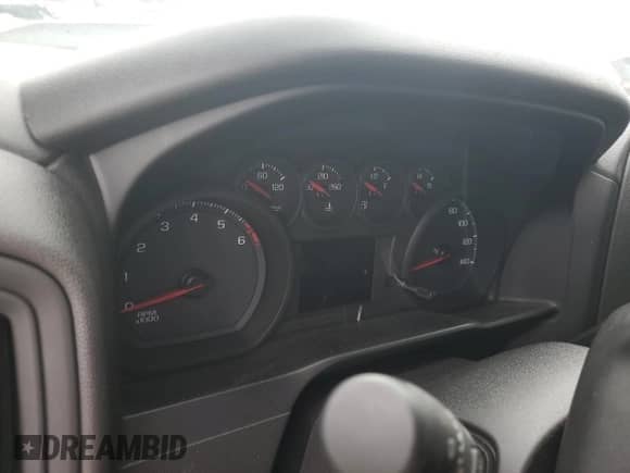 2019 Chevrolet Silverado 1500 Work Truck z VIN 3GCUYAEF7KG103959, wystawiony jako Copart lot #56831675 z przebiegiem Nie podano mil oraz Szkoda całkowita • Salvage title. Historia ofert i sprzedaży dostępna na DreamBid. Obrazek 9.