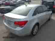 2013 Chevrolet Cruze ECO z VIN 1G1PH5SB0D7109468, wystawiony jako IAAI lot #43547921 z przebiegiem 122 096 mil mil oraz . Historia ofert i sprzedaży dostępna na DreamBid. Obrazek 4.