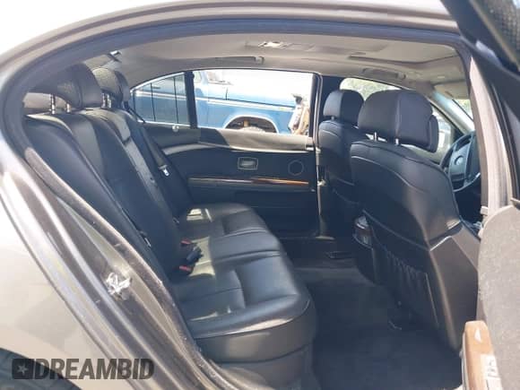 2008 BMW 7 Series 750Li с VIN WBAHN83598DT82668, выставлен на аукционе IAAI как лот 42934505 с пробегом 167 157 миль миль и . История ставок и продаж доступна на DreamBid. Изображение 8.