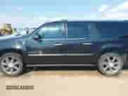 2013 Cadillac Escalade ESV Luxury с VIN 1GYS4HEF0DR106968, выставлен на аукционе IAAI как лот 42965154 с пробегом 165 276 миль миль и . История ставок и продаж доступна на DreamBid. Изображение 14.