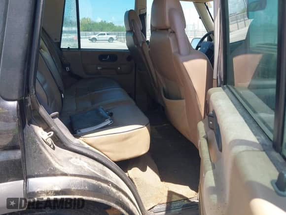 2002 Land Rover Discovery Cloth with VIN SALTY15452A741581, listed as a IAAI auction lot 42775025 with Not provided miles and . Bid and sale history available at DreamBid. Image 8.