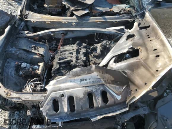 2010 Dodge Charger SXT z VIN 2B3CA3CV0AH250730, wystawiony jako Copart lot #75088854 z przebiegiem Nie podano mil oraz Nie do naprawy • Non repairable. Historia ofert i sprzedaży dostępna na DreamBid. Obrazek 11.