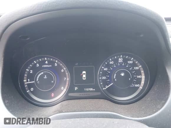 2015 Hyundai Azera z VIN KMHFG4JG6FA487888, wystawiony jako IAAI lot #42880848 z przebiegiem 113 705 mil mil oraz . Historia ofert i sprzedaży dostępna na DreamBid. Obrazek 12.