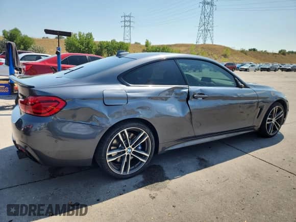 2019 BMW 4 Series 440i xDrive with VIN WBA4W9C55KAF94478, listed as a Copart auction lot 70665875 with 55,549 mi miles and Salvage title. Bid and sale history available at DreamBid. Image 3.