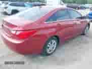 2011 Hyundai Sonata GLS z VIN 5NPEB4AC6BH186505, wystawiony jako IAAI lot #42957753 z przebiegiem 118 577 mil mil oraz . Historia ofert i sprzedaży dostępna na DreamBid. Obrazek 4.