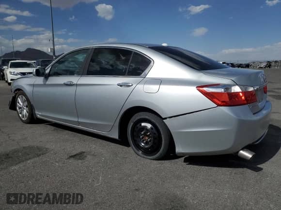 2014 Honda Accord Touring z VIN 1HGCR3F95EA033203, wystawiony jako Copart lot #65819155 z przebiegiem 112 200 mil mil oraz Szkoda całkowita • Salvage title. Historia ofert i sprzedaży dostępna na DreamBid. Obrazek 2.