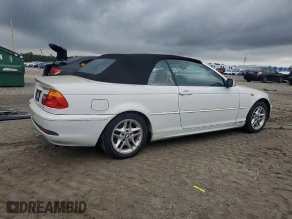 2004 BMW 3 Series 325Ci with VIN WBABW33474PL30185, listed as a Copart auction lot 89518345 with 86,931 mi miles and Salvage title. Bid and sale history available at DreamBid. Image 3.