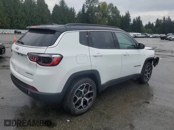 2025 Jeep Compass Limited с VIN 3C4NJDCN8ST621137, выставлен на аукционе Copart как лот 84600095 с пробегом 898 миль миль и Чистый • Clean title. История ставок и продаж доступна на DreamBid. Изображение 3.