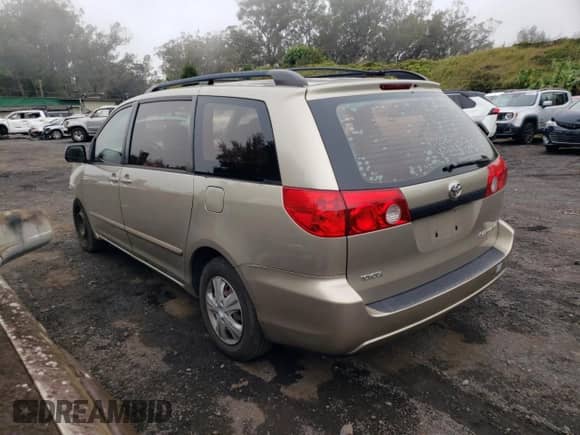 2010 Toyota Sienna CE z VIN 5TDKK4CCXAS337354, wystawiony jako Copart lot #80162185 z przebiegiem 352 738 mil mil oraz Szkoda całkowita • Salvage title. Historia ofert i sprzedaży dostępna na DreamBid. Obrazek 2.