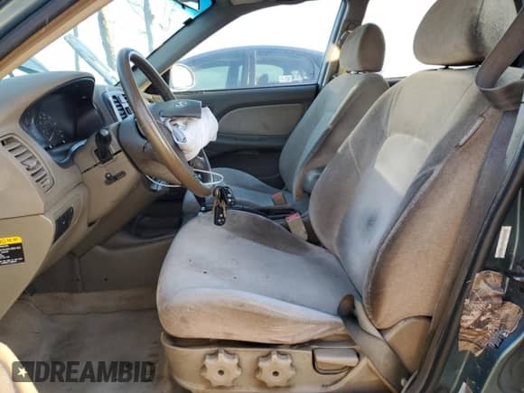 2004 Hyundai Sonata with VIN KMHWF25H44A053637, listed as a Copart auction lot 45029955 with 215,222 mi miles and Salvage title. Bid and sale history available at DreamBid. Image 7.