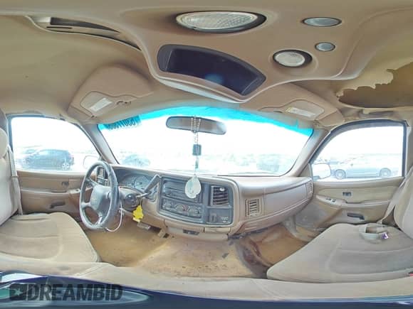 2000 Chevrolet Silverado 1500 LS z VIN 2GCEC19V5Y1239674, wystawiony jako Copart lot #53077305 z przebiegiem 229 206 mil mil oraz Szkoda całkowita • Salvage title. Historia ofert i sprzedaży dostępna na DreamBid. Obrazek 13.