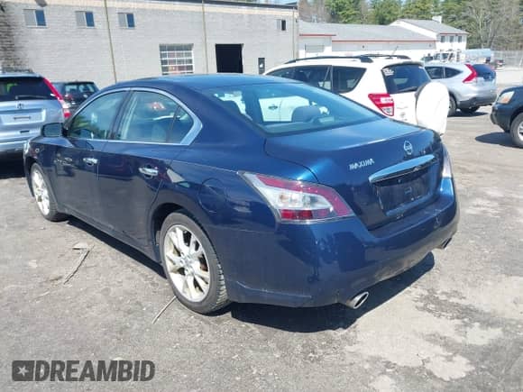 2013 Nissan Maxima SV z VIN 1N4AA5AP9DC805516, wystawiony jako IAAI lot #42028936 z przebiegiem 174 555 mil mil oraz . Historia ofert i sprzedaży dostępna na DreamBid. Obrazek 3.