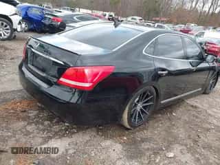 2014 Hyundai Equus Ultimate with VIN KMHGH4JH6EU073940, listed as a IAAI auction lot 41258654 with 134,733 mi miles and . Bid and sale history available at DreamBid. Image 4.