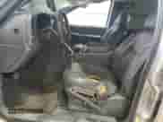 2006 Chevrolet Silverado 1500 LT3 z VIN 2GCEK13T561192377, wystawiony jako Copart lot #81331635 z przebiegiem 306 551 mil mil oraz Szkoda całkowita • Salvage title. Historia ofert i sprzedaży dostępna na DreamBid. Obrazek 7.