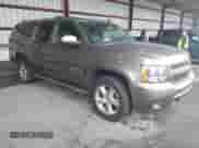 2013 Chevrolet Suburban LT с VIN 1GNSKJE7XDR100971, выставлен на аукционе IAAI как лот 43432702 с пробегом 310 656 миль миль и . История ставок и продаж доступна на DreamBid. Изображение 1.