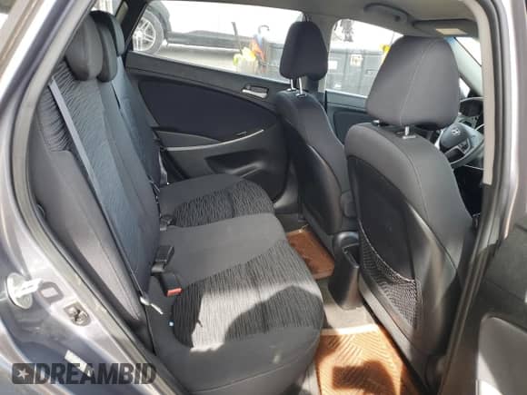 2015 Hyundai Accent GS z VIN KMHCT5AE4FU231752, wystawiony jako Copart lot #81463195 z przebiegiem 109 312 mil mil oraz Szkoda całkowita • Salvage title. Historia ofert i sprzedaży dostępna na DreamBid. Obrazek 10.