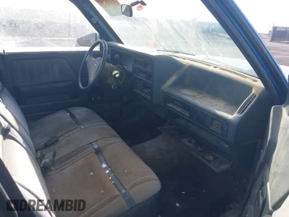 1991 Dodge Dakota S with VIN 1B7GL26X8MS361377, listed as a IAAI auction lot 43316945 with 230,792 mi miles and . Bid and sale history available at DreamBid. Image 5.