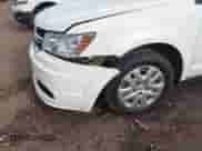 2017 Dodge Journey SE z VIN 3C4PDCAB5HT709512, wystawiony jako IAAI lot #43389373 z przebiegiem 188 104 mil mil oraz . Historia ofert i sprzedaży dostępna na DreamBid. Obrazek 6.