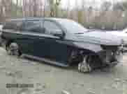 2022 Chevrolet Suburban RST с VIN 1GNSKEKL0NR282092, выставлен на аукционе Copart как лот 79947854 с пробегом 102 995 миль миль и Списание • Salvage title. История ставок и продаж доступна на DreamBid. Изображение 4.