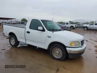 2001 Ford F-150 XL с VIN 1FTZF17281NB96101, выставлен на аукционе IAAI как лот 42722743 с пробегом 161 920 миль миль и . История ставок и продаж доступна на DreamBid. Изображение 1.