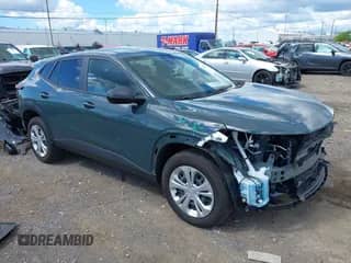 2025 Chevrolet Trax LS with VIN KL77LFEPXSC090075, listed as a IAAI auction lot 43073937 with 6,376 mi miles and . Bid and sale history available at DreamBid. Image 1.