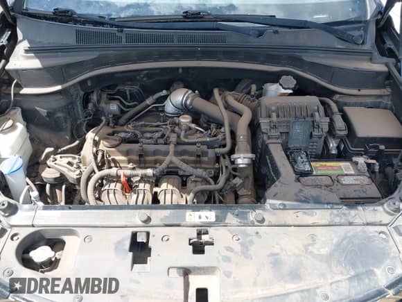 2015 Hyundai Santa Fe with VIN 5XYZW4LA8FG269111, listed as a IAAI auction lot 42599248 with 159,270 mi miles and . Bid and sale history available at DreamBid. Image 10.