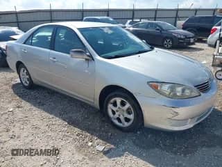 2005 Toyota Camry STD with VIN 4T1BE32K95U414156, listed as a IAAI auction lot 42774820 with 203,235 mi miles and . Bid and sale history available at DreamBid. Image 1.