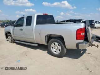 2011 Chevrolet Silverado 1500 LT z VIN 1GCRCSE09BZ387570, wystawiony jako Copart lot #84000075 z przebiegiem 187 057 mil mil oraz Szkoda całkowita • Salvage title. Historia ofert i sprzedaży dostępna na DreamBid. Obrazek 2.