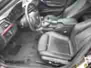 2013 BMW 3 Series 328i z VIN WBA3C1G5XDNR46107, wystawiony jako Copart lot #90363875 z przebiegiem 198 591 mil mil oraz Czysty tytuł • Clean title. Historia ofert i sprzedaży dostępna na DreamBid. Obrazek 7.