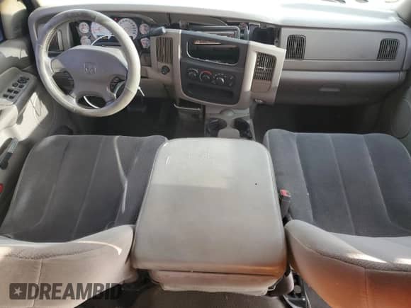 2002 Dodge 1500 with VIN 3D7HA18N42G111211, listed as a Copart auction lot 51679425 with 195,711 mi miles and Salvage title. Bid and sale history available at DreamBid. Image 8.