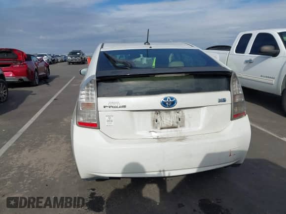 2011 Toyota Prius II с VIN JTDKN3DU6B1393248, выставлен на аукционе IAAI как лот 43223933 с пробегом 258 738 миль миль и . История ставок и продаж доступна на DreamBid. Изображение 16.