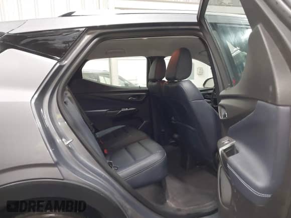 2022 Chevrolet Bolt EUV LT с VIN 1G1FY6S02N4108955, выставлен на аукционе IAAI как лот 41787854 с пробегом 57 121 миль миль и . История ставок и продаж доступна на DreamBid. Изображение 8.