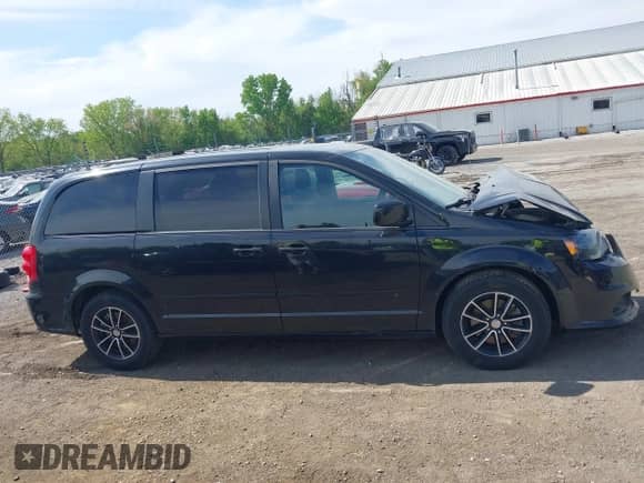 2016 Dodge Grand Caravan SE Plus with VIN 2C4RDGBG8GR176261, listed as a IAAI auction lot 42219706 with 145,657 mi miles and . Bid and sale history available at DreamBid. Image 13.