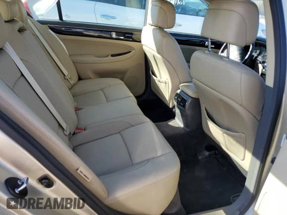 2011 Hyundai Genesis z VIN KMHGC4DE0BU139460, wystawiony jako Copart lot #75288853 z przebiegiem 61 244 mil mil oraz Szkoda całkowita • Salvage title. Historia ofert i sprzedaży dostępna na DreamBid. Obrazek 21.