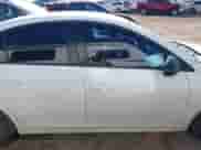 2013 Chevrolet Cruze LS z VIN 1G1PA5SG7D7240624, wystawiony jako IAAI lot #42783412 z przebiegiem 149 482 mil mil oraz . Historia ofert i sprzedaży dostępna na DreamBid. Obrazek 13.