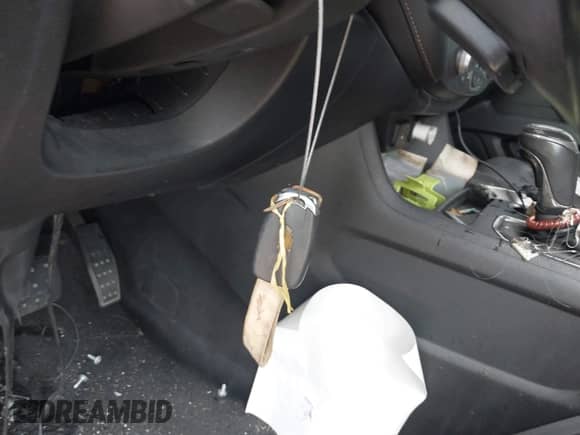 2018 Chevrolet Traverse LT with VIN 1GNERHKW2JJ110000, listed as a IAAI auction lot 42688177 with Not provided miles and . Bid and sale history available at DreamBid. Image 11.