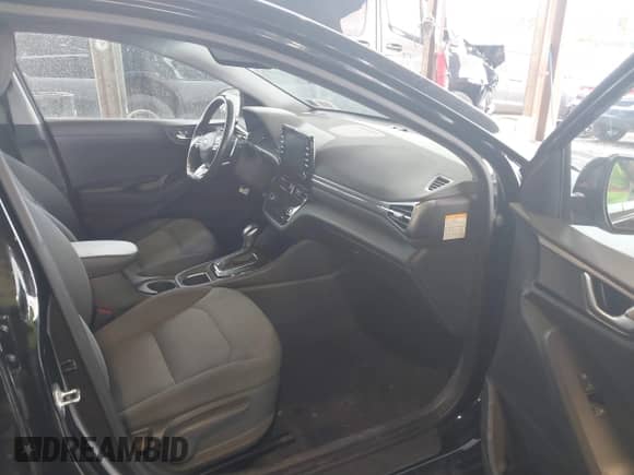 2020 Hyundai Ioniq SEL с VIN KMHC75LD5LU233286, выставлен на аукционе IAAI как лот 41710649 с пробегом 36 517 миль миль и . История ставок и продаж доступна на DreamBid. Изображение 5.