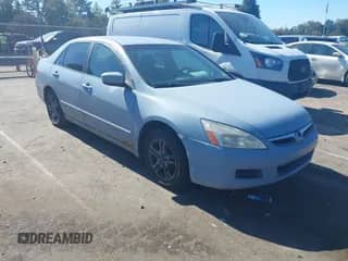 2007 Honda Accord LX SE с VIN JHMCM56387C018494, выставлен на аукционе IAAI как лот 43470647 с пробегом 180 285 миль миль и . История ставок и продаж доступна на DreamBid. Изображение 1.