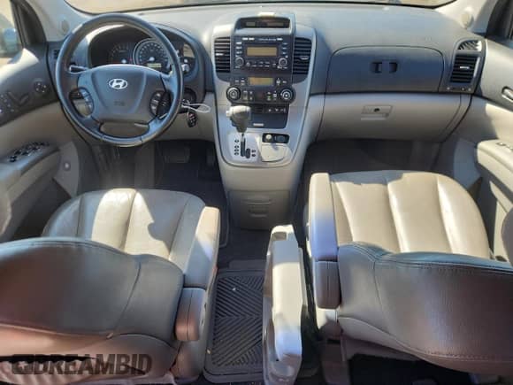 2008 Hyundai Entourage GLS с VIN KNDMC233786055371, выставлен на аукционе Copart как лот 70781595 с пробегом 113 273 миль миль и Списание • Salvage title. История ставок и продаж доступна на DreamBid. Изображение 8.