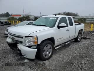 2009 Chevrolet Silverado 1500 с VIN 1GCEC39J19Z125186, выставлен на аукционе Copart как лот 87633015 с пробегом Не указан миль и Списание • Salvage title. История ставок и продаж доступна на DreamBid. Изображение 1.